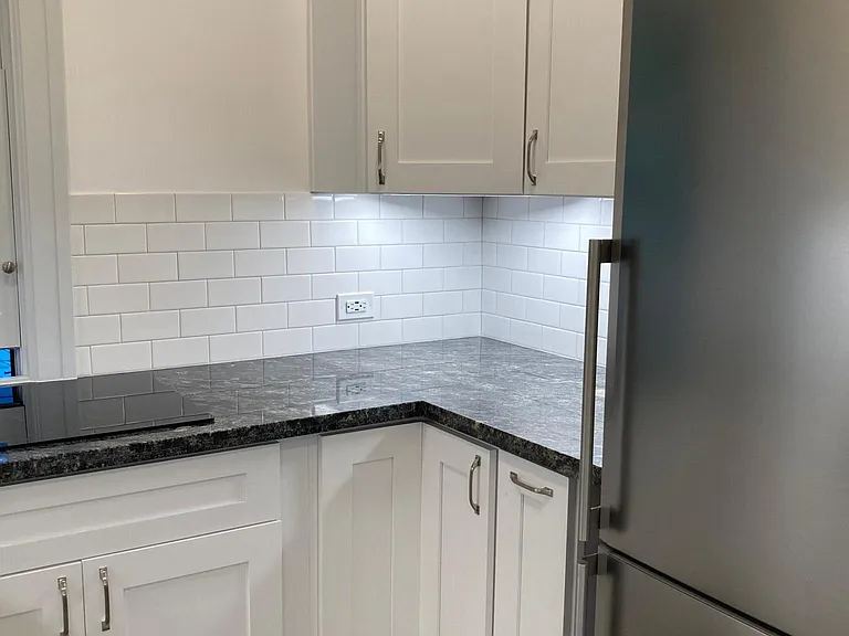 2166 SW Yamhill St #3 — Photo 17