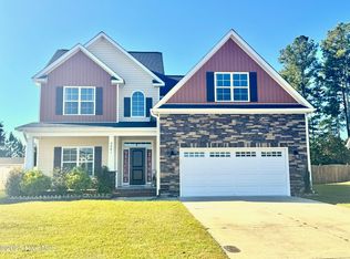 2261 Birch Hollow Dr, Winterville, NC 28590
