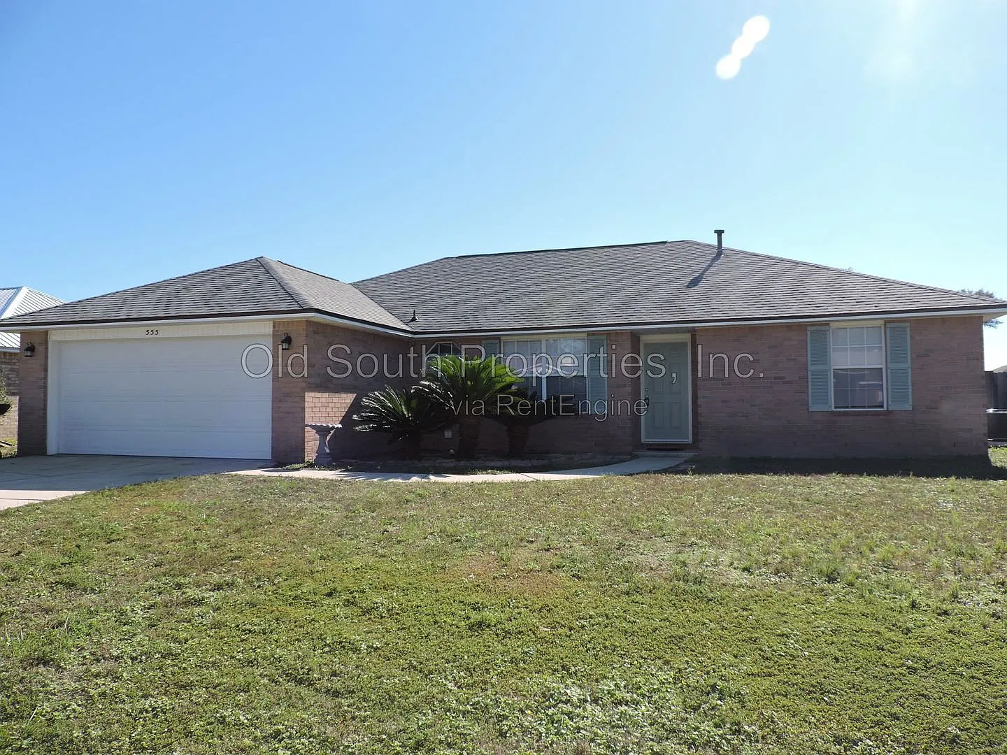 3 bed, 2.0 bath, 1718 sqft, $1,850 — Photo 1