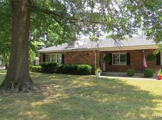 715 W Madison Ave UNIT 1, Lebanon, MO 65536
