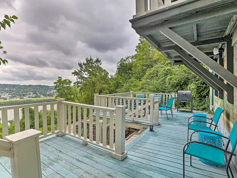 2106 Columbia Pkwy — Photo 30