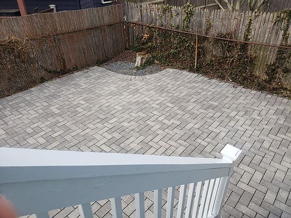 4th image of 104-106 Boston Ave #104