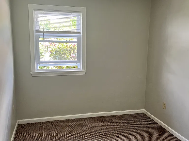 143 Crystal Lake Rd #6 — Photo 6