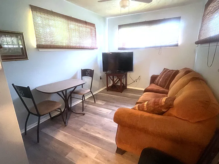 3519 Horton St — Photo 6
