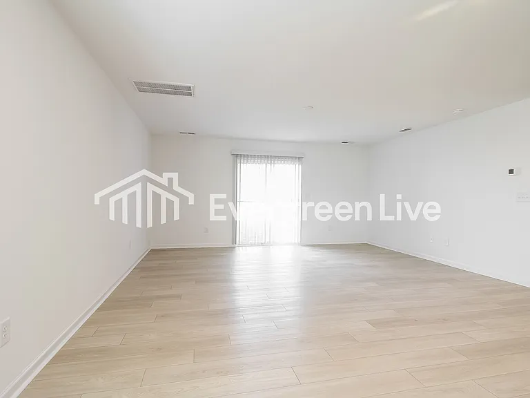 116 Stokely Way — Photo 3