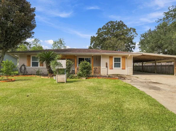 290 Triangle Dr, Vidor, TX 77662