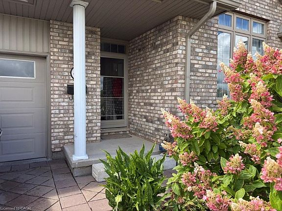 2nd image of 44 Livingston Blvd #11