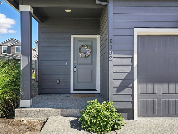 3rd image of 6102 NE 64th Way
