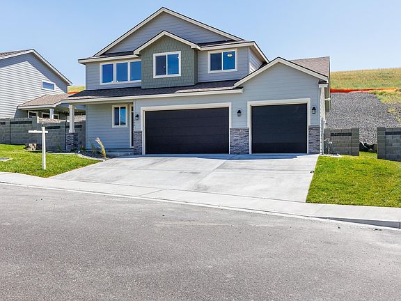 2nd image of 1046 Waylon Dr
