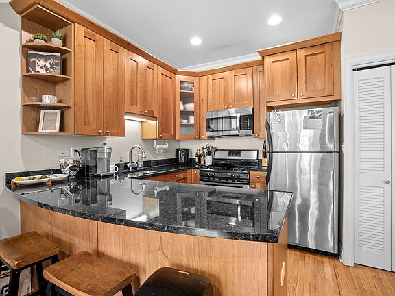 4th image of 2703 N Mildred Ave APT 2B