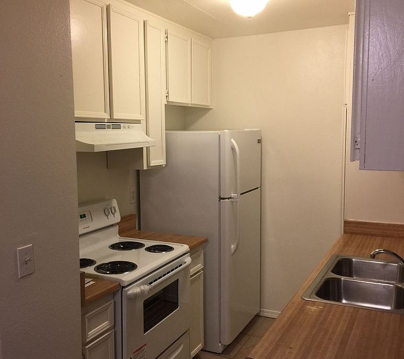 1st image of 4389 39th St APT 6