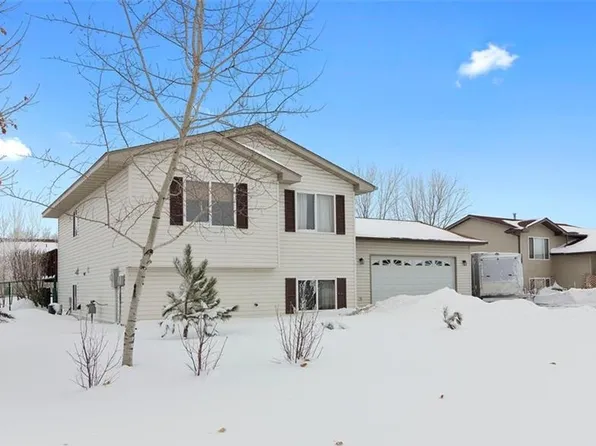 304 Hazelnut Dr, Woodville, WI 54028