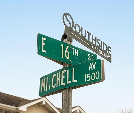 3rd image of 1601 Mitchell Ave APT B