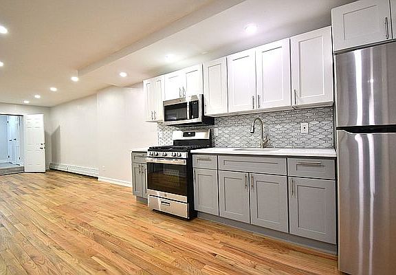 2nd image of 2519 Woodhull Ave #A