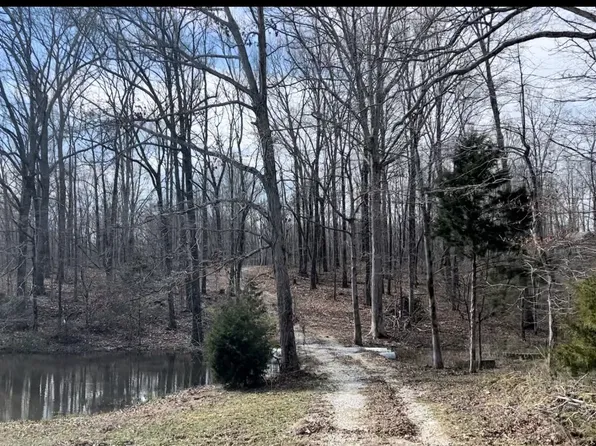 185 Copperas Branch Rd, Leoma, TN 38468