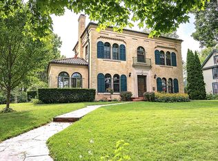 214 Tremont St, Mauston, WI 53948