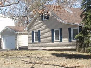 2nd image of 57 Queen Rd