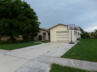 8857 SW 9th St, Boca Raton, FL 33433