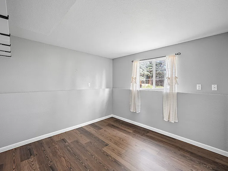 7530 Deer Trl — Photo 22