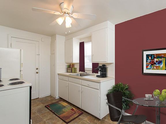 4th image of 100 Athol St #439R