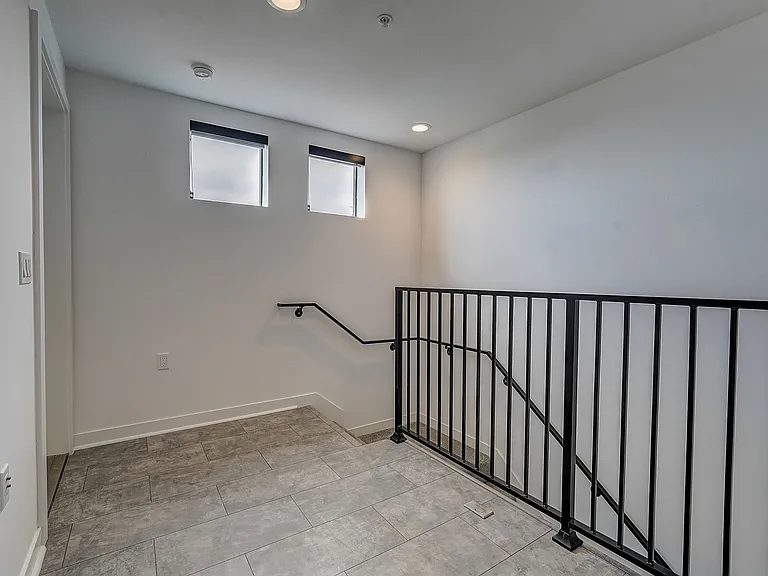 519 N Normandie Ave #6 — Photo 18