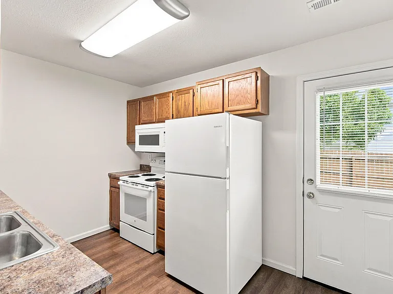3518 Prescott Dr — Photo 9