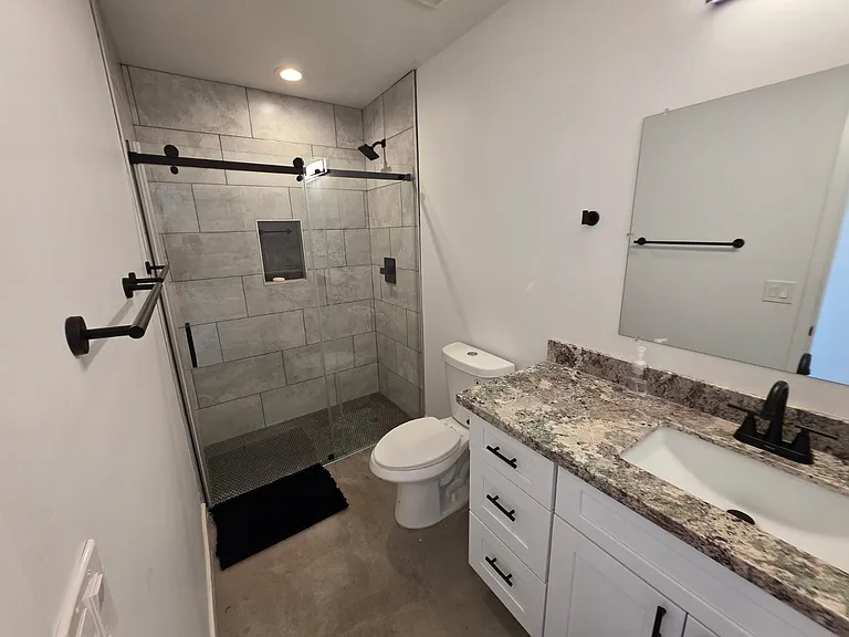 2061 W Daniel Rd #2 — Photo 24