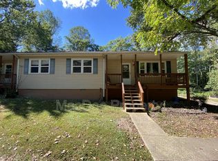 8438 Indiantown Rd, King George, VA 22485