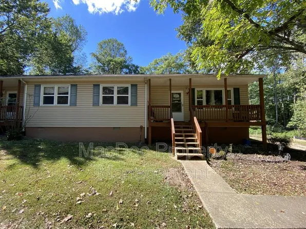 8438 Indiantown Rd, King George, VA 22485