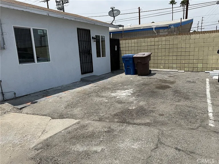 4101 Arden Dr #B — Photo 2