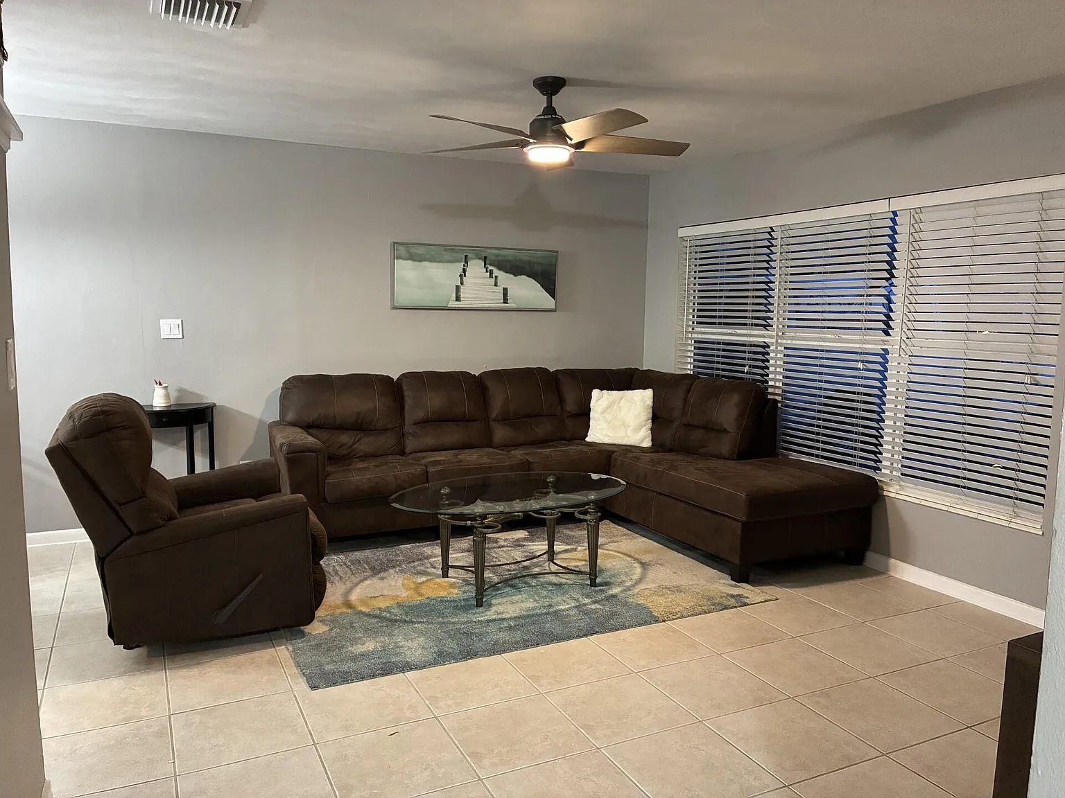 2 bed, 1.0 bath, 935 sqft, $3,500 — Photo 2