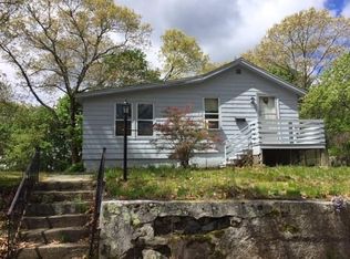 73 Main St, Riverside, RI 02915