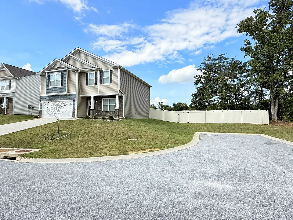 219 Darrowby Way