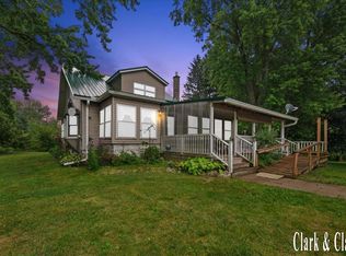 8727 Amble Rd, Howard City, MI 49329