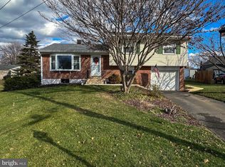115 Elk Ln, Willow Street, PA