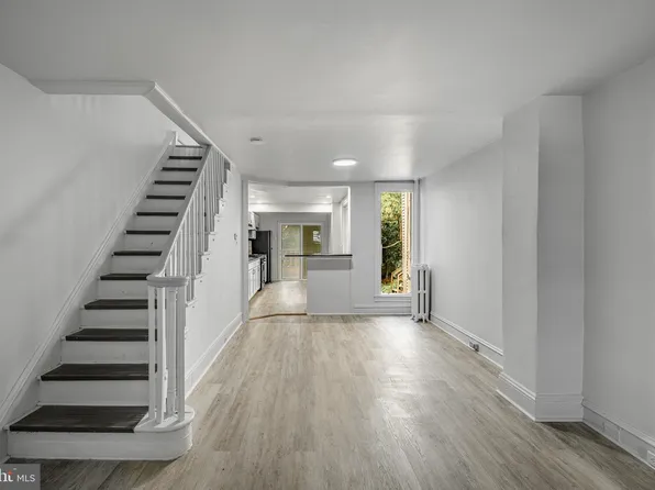 34 N Keystone Ave, Upper Darby, PA 19082