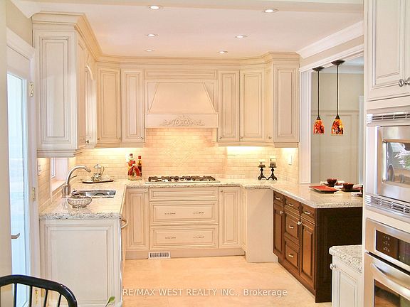 5th image of 15 Wendover Rd