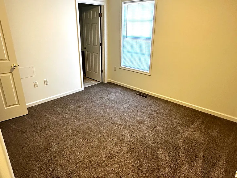 1701 Woodbrooke Dr — Photo 11