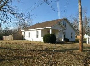 127 Capitol St, Cotter, AR 72626