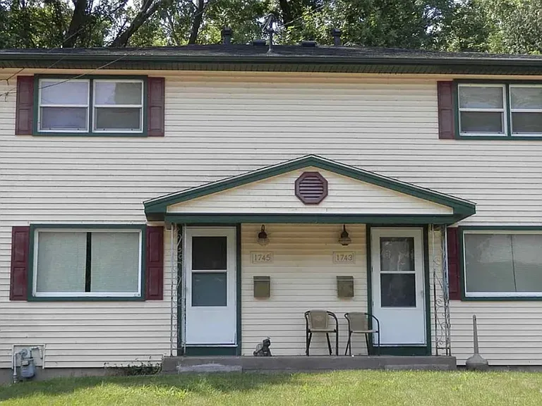 1745 Pleasant Ct #1 — Photo 12