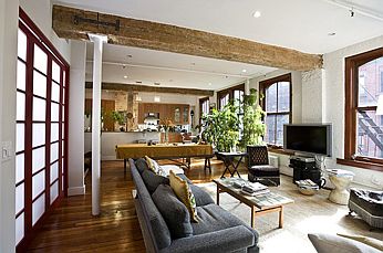 2nd image of 186 Franklin St APT 5A