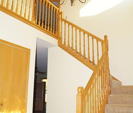 5th image of 122 Whittlesey Dr