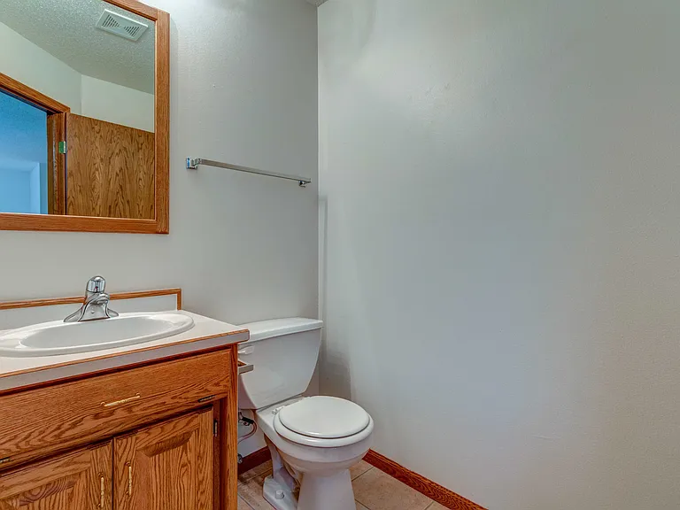 Mistwood Townhomes — Photo 12