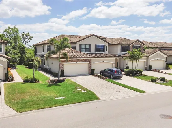 5921 Wake Forest Run #1, Bradenton, FL 34211