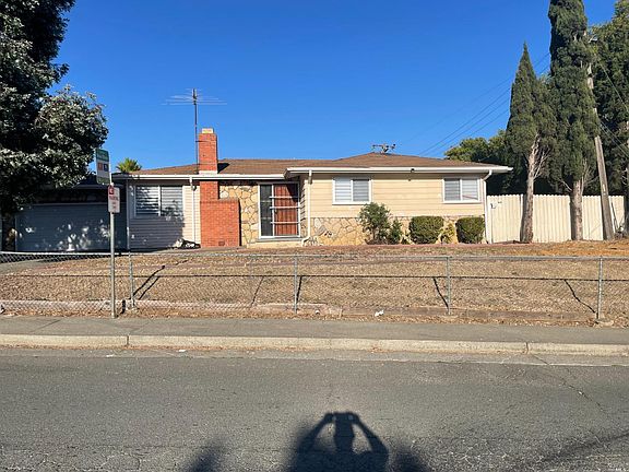 2nd image of 1421 Griffin Dr