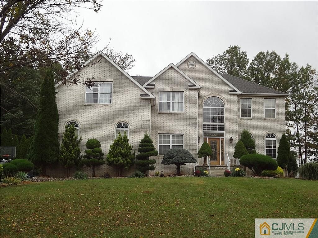 6 Red Oak Ct, Monroe Township, NJ 08831 Zillow