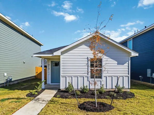 313 El Seibo Ln, Bastrop, TX 78602