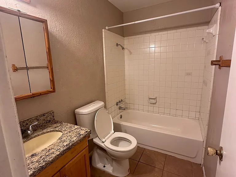 5 Charles Pl #1 — Photo 3
