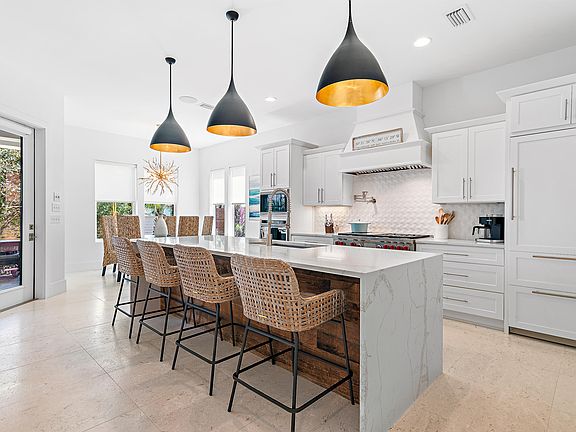 5th image of 100 Cypress Breeze Blvd N