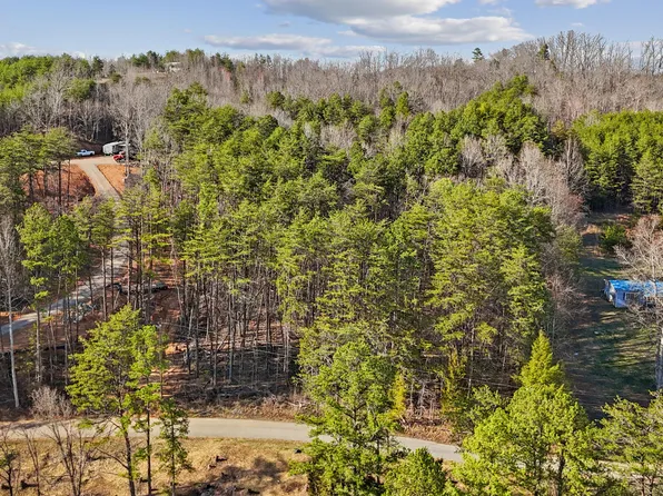 4705 Emert Williams Rd, Maryville, TN 37803